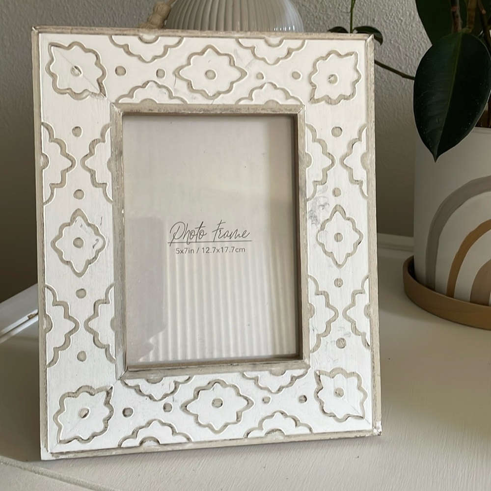 5x7 Wood based Picture Frame